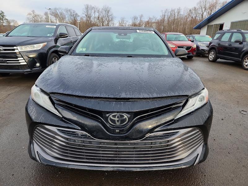Photo 5 from auction – 2018 TOYOTA CAMRY L with VIN 4T1B11HKXJU106950