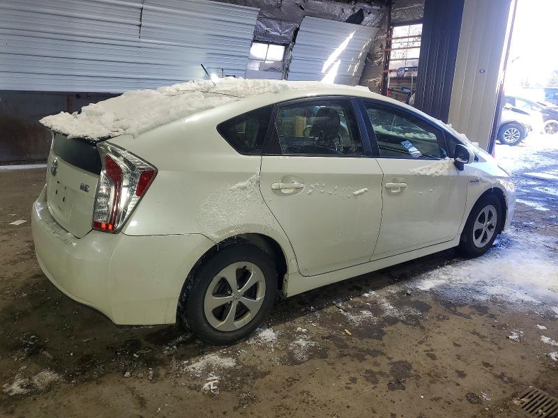 Photo 3 from auction – 2014 TOYOTA PRIUS with VIN JTDKN3DU4E1739706