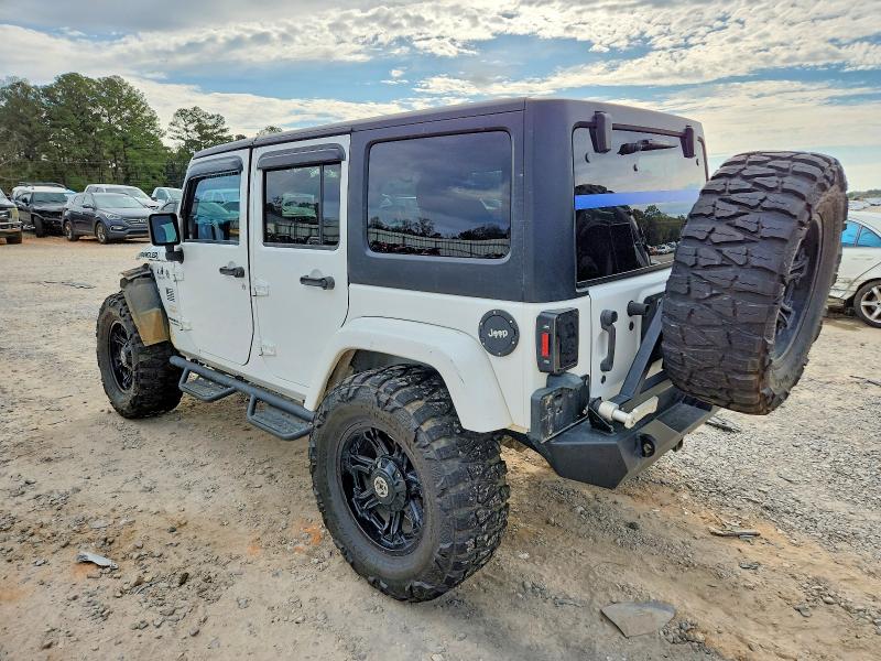 Photo 2 from auction – 2015 JEEP WRANGLER U with VIN 1C4BJWEG0FL720405
