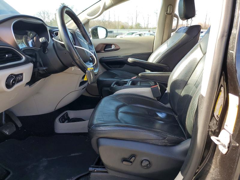 Photo 7 from auction – 2018 CHRYSLER PACIFICA T with VIN 2C4RC1BG4JR275215