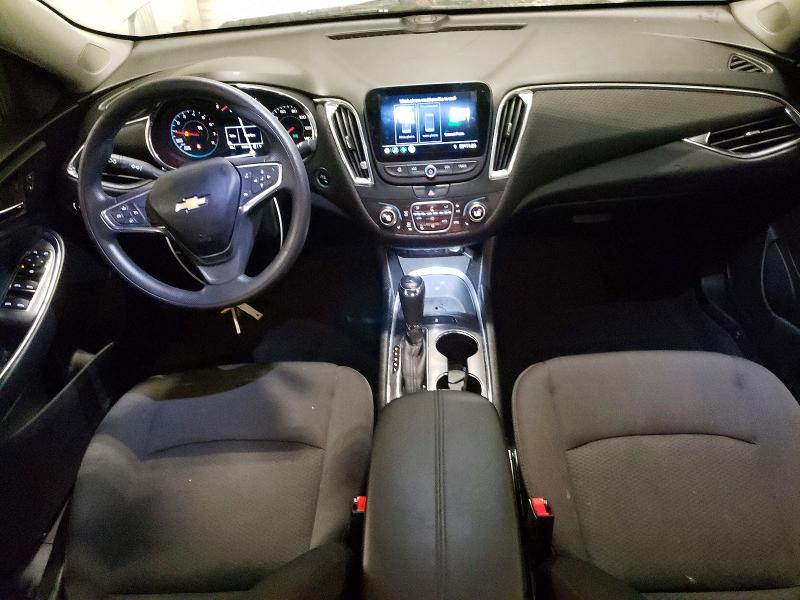 Photo 8 from auction – 2019 CHEVROLET MALIBU with VIN 1G1ZD5ST0KF117005