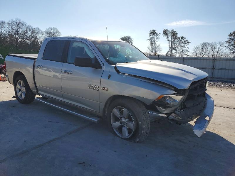 Photo 4 from auction – 2015 RAM 1500 SLT with VIN 1C6RR7LT9FS532640