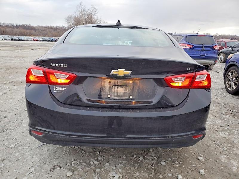 Photo 6 from auction – 2018 CHEVROLET MALIBU with VIN 1G1ZD5ST5JF173472