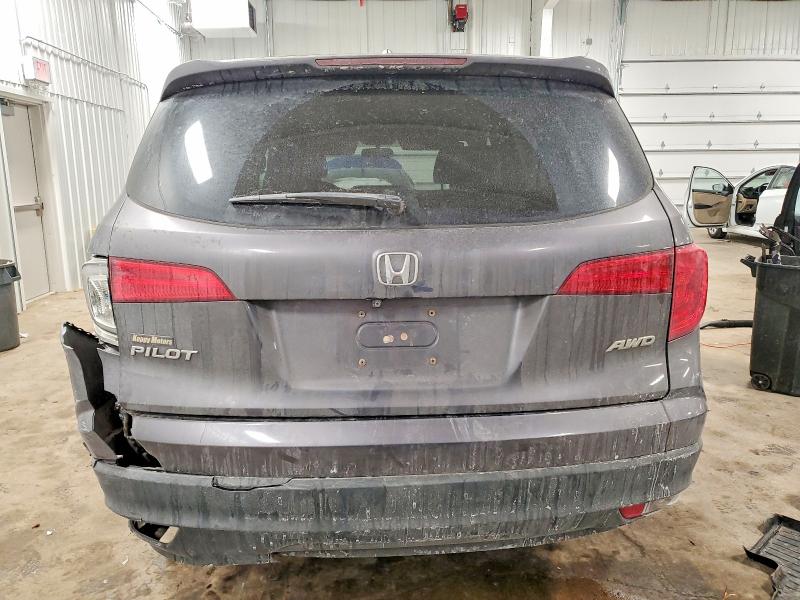 Photo 6 from auction – 2017 HONDA PILOT EX with VIN 5FNYF6H33HB066591