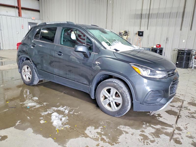 Photo 4 from auction – 2017 CHEVROLET TRAX 1LT with VIN 3GNCJPSB1HL290191