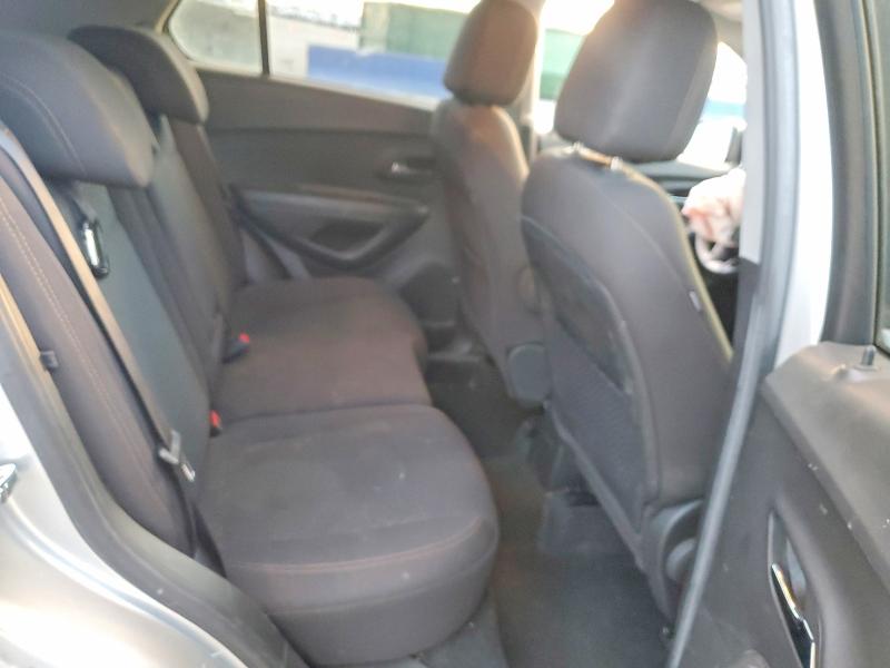 Photo 11 from auction – 2020 CHEV TRAX with VIN KL7CJKSB4LB030855