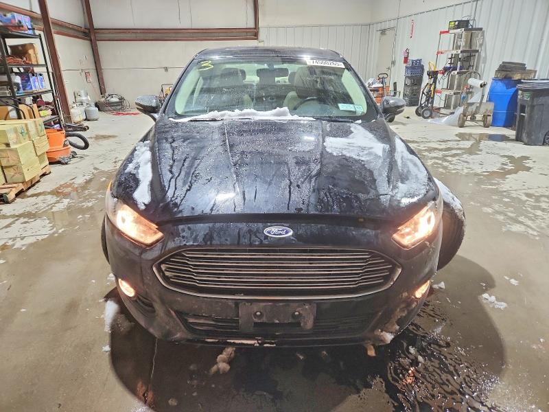 Photo 5 from auction – 2016 FORD FUSION with VIN 3FA6P0T95GR137144