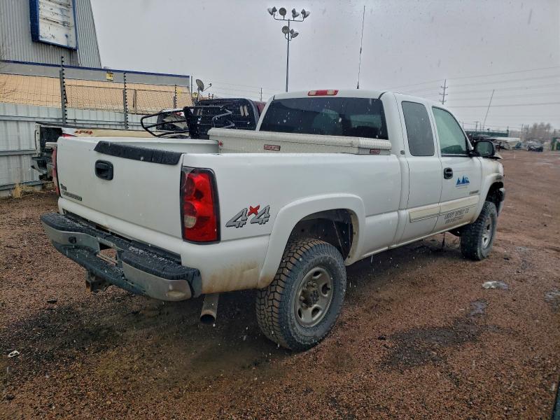 Photo 3 from auction – 2006 CHEVROLET SILVERADO with VIN 1GCHK29U56E215433