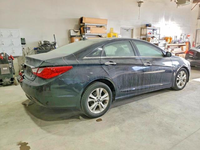 Photo 3 from auction – 2012 HYUNDAI SONATA with VIN 5NPEC4AC6CH358515