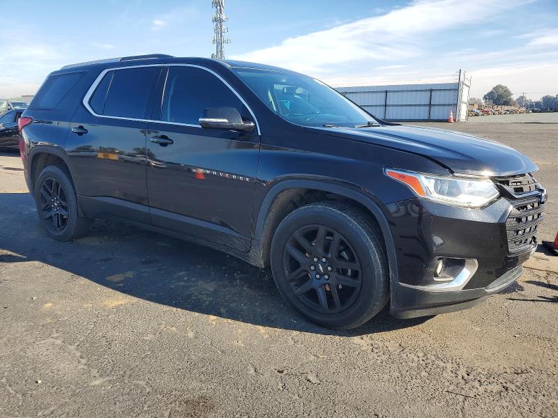 Photo 4 from auction – 2018 CHEVROLET TRAVERSE L with VIN 1GNERGKW6JJ220154