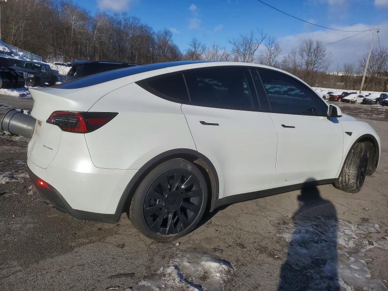 Photo 3 from auction – 2022 TESLA MODEL Y with VIN 7SAYGDEE2NF356391