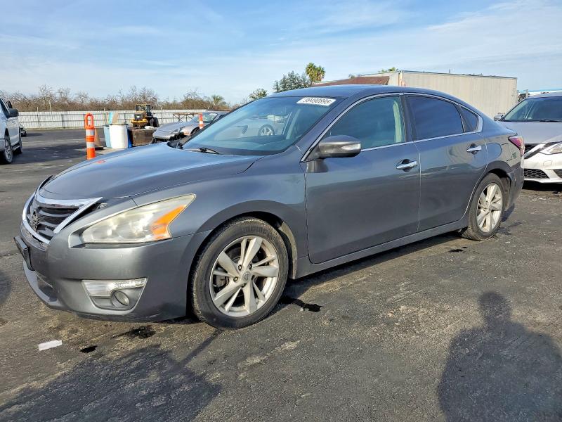 NISSAN ALTIMA 2.5 2014 with VIN 1N4AL3AP4EC164677 - Photo from auction