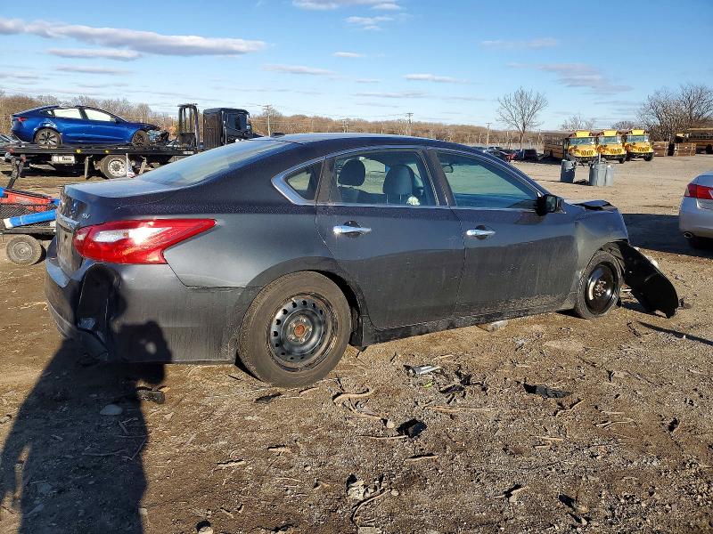 Photo 3 from auction – 2017 NISS ALTIMA with VIN 1N4AL3AP8HC244262