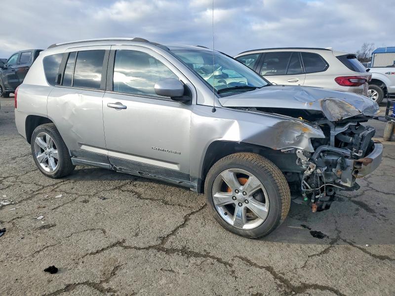 Photo 4 from auction – 2015 JEEP COMPASS LI with VIN 1C4NJDCBXFD324713