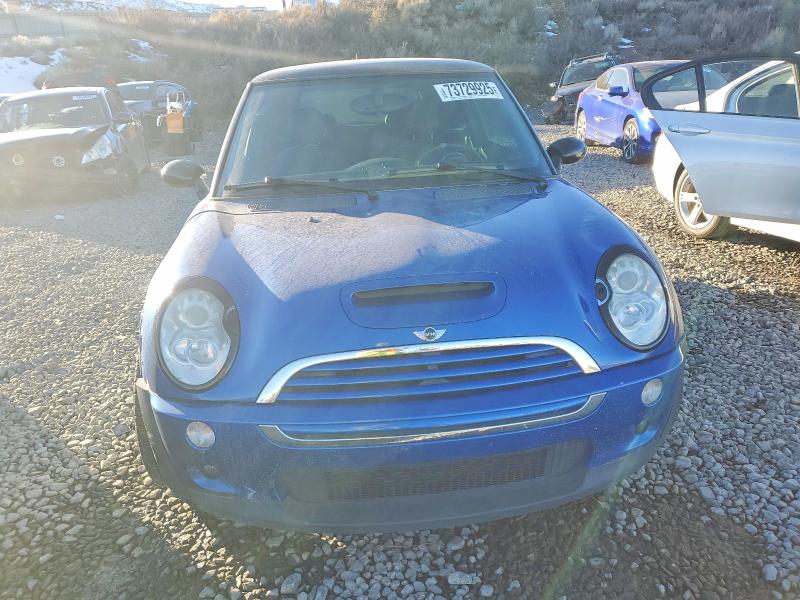 Photo 5 from auction – 2005 MINI COOPER S with VIN WMWRE33575TG96184