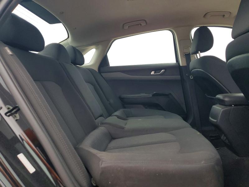 Photo 10 from auction – 2023 KIA K5 LXS with VIN 5XXG14J29PG194247