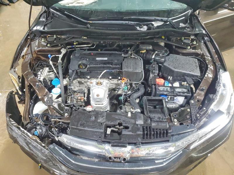 Photo 11 from auction – 2016 HONDA ACCORD EXL with VIN 1HGCR2F80GA202466