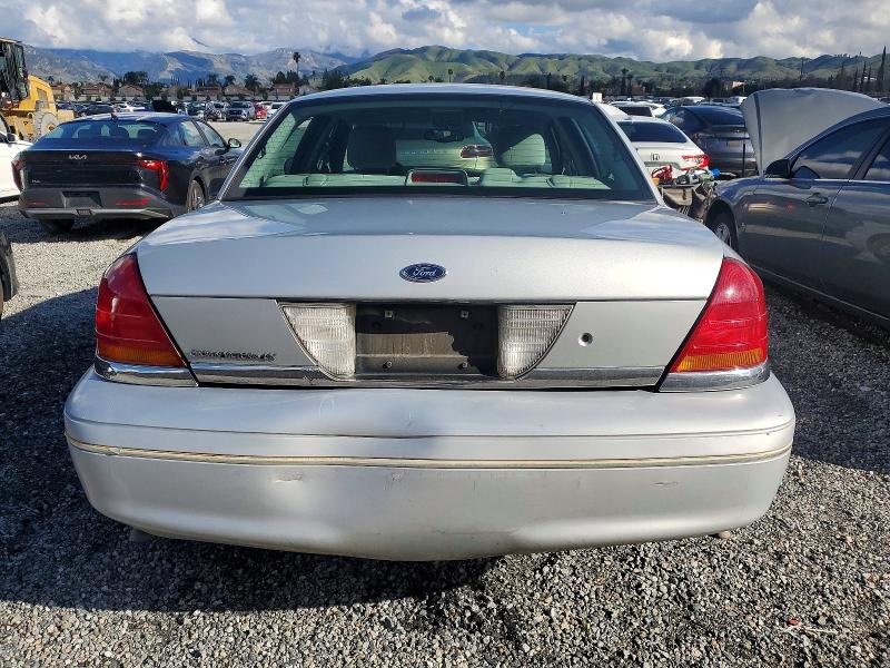 Photo 6 from auction – 2003 FORD CROWN VICT with VIN 2FAFP74W73X146484