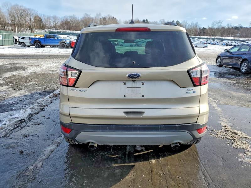 Photo 6 from auction – 2018 FORD ESCAPE SEL with VIN 1FMCU9HD4JUA93642