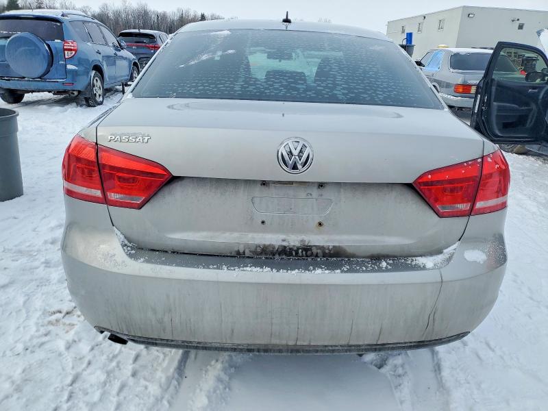 Photo 6 from auction – 2012 VOLKSWAGEN PASSAT S with VIN 1VWAH7A33CC012500