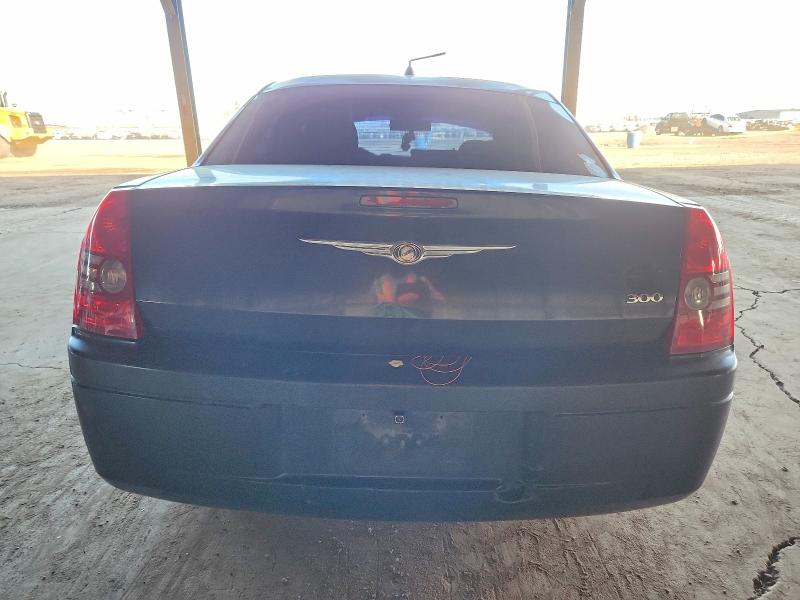 Photo 6 from auction – 2008 CHRYSLER 300 with VIN 2C3KA43R18H204051