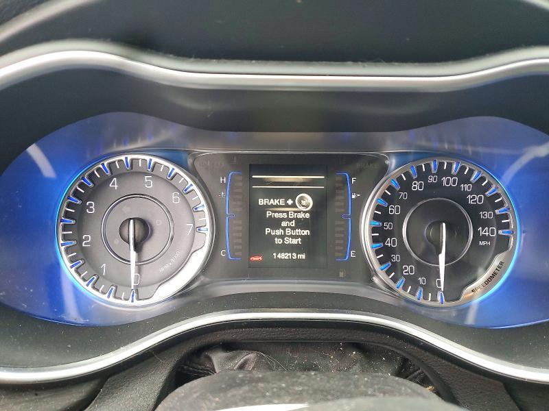 Photo 9 from auction – 2015 CHRYSLER 200 with VIN 1C3CCCAB8FN526642