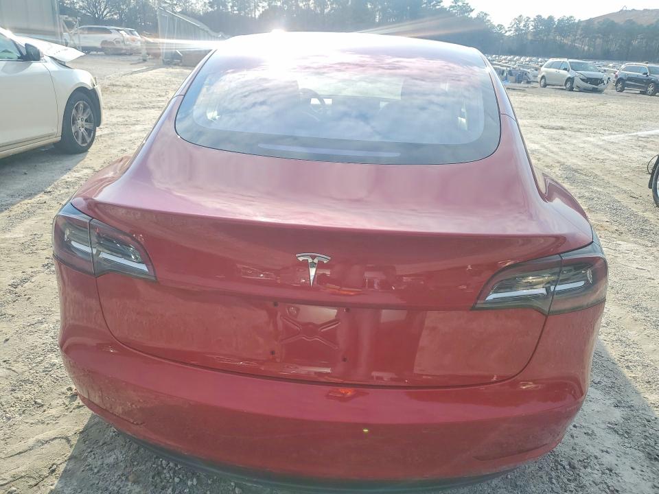 Photo 6 from auction – 2018 TESLA MODEL 3 with VIN 5YJ3E1EA4JF007090