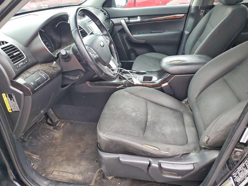 Photo 7 from auction – 2015 KIA SORENTO with VIN 5XYKT4A67FG631096