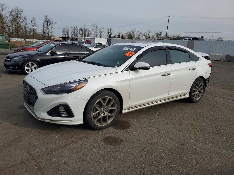 HYUNDAI SONATA 2018 with VIN 5NPE34AB8JH695093 - Photo from auction