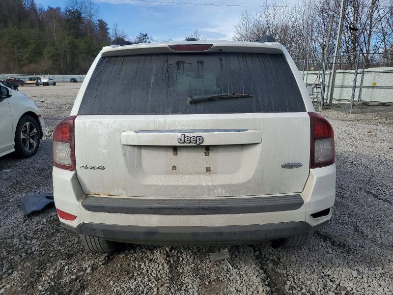 Photo 6 from auction – 2017 JEEP COMPASS LA with VIN 1C4NJDEB5HD191505