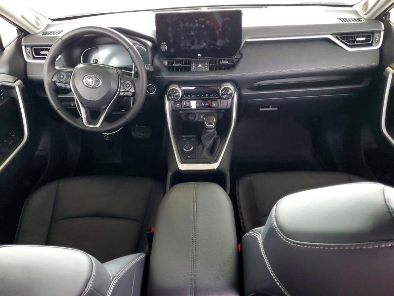 Photo 8 from auction – 2025 TOYOTA RAV4 XLE P with VIN JTMB6RFV2SD163386