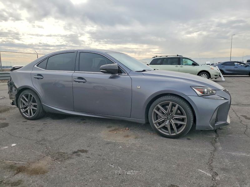 Photo 4 from auction – 2017 LEXUS IS with VIN JTHBA1D28H5044798