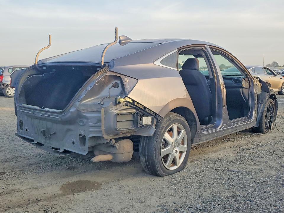 Photo 3 from auction – 2021 HONDA INSIGHT with VIN 19XZE4F58ME011375
