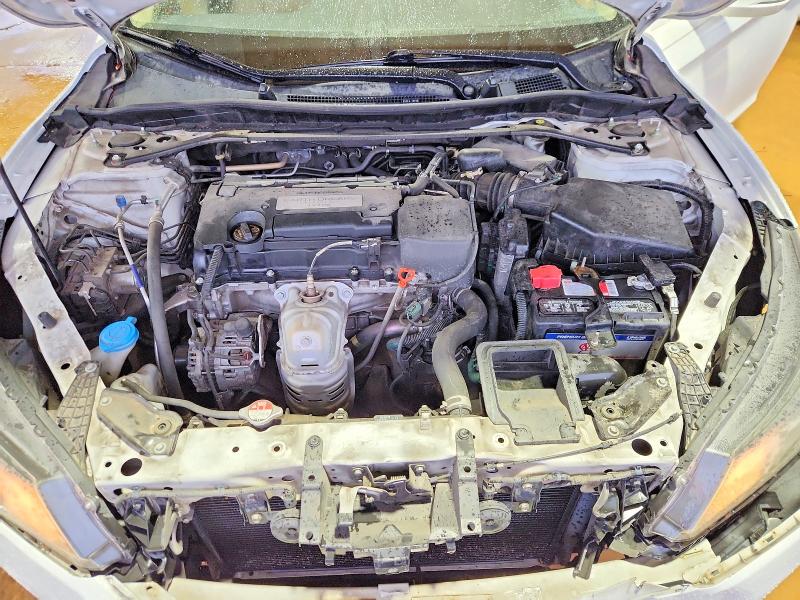 Photo 11 from auction – 2014 HONDA ACCORD EXL with VIN 1HGCR2F80EA092340