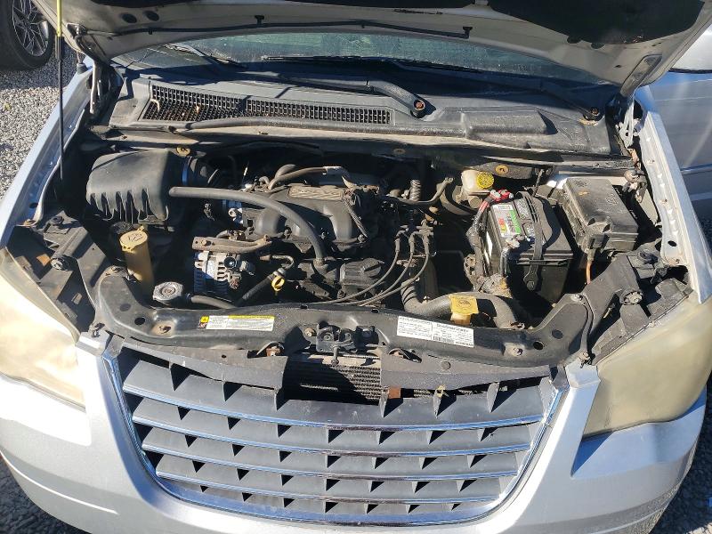 Photo 12 from auction – 2008 CHRYSLER TOWN & COU with VIN 2A8HR54P48R752291