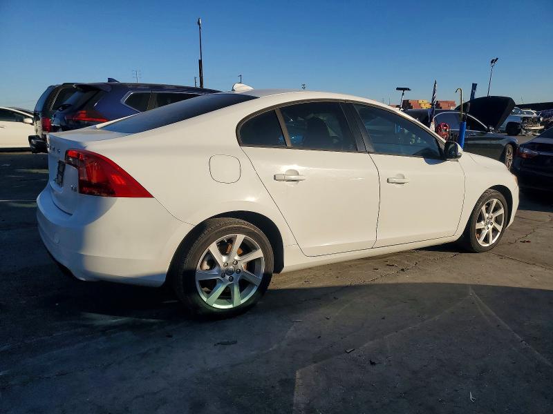 Photo 3 from auction – 2014 VOLVO S60 with VIN YV1612FS9E2294614