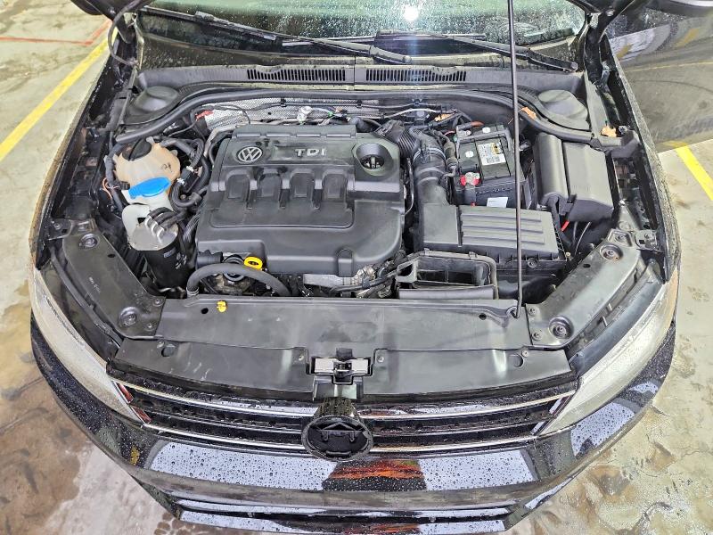 Photo 11 from auction – 2015 VOLKSWAGEN JETTA with VIN 3VWLA7AJ3FM406500