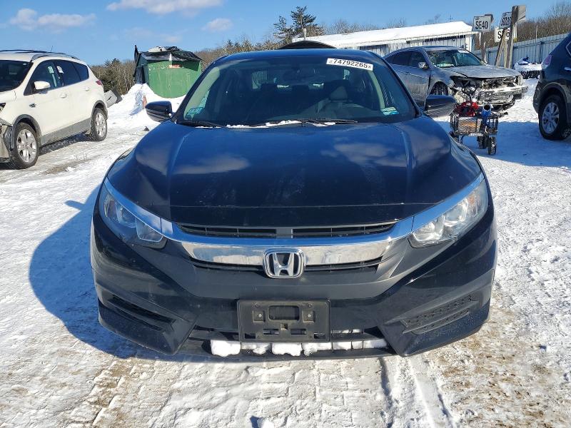 Photo 5 from auction – 2017 HONDA CIVIC with VIN 19XFC2E52HE066375