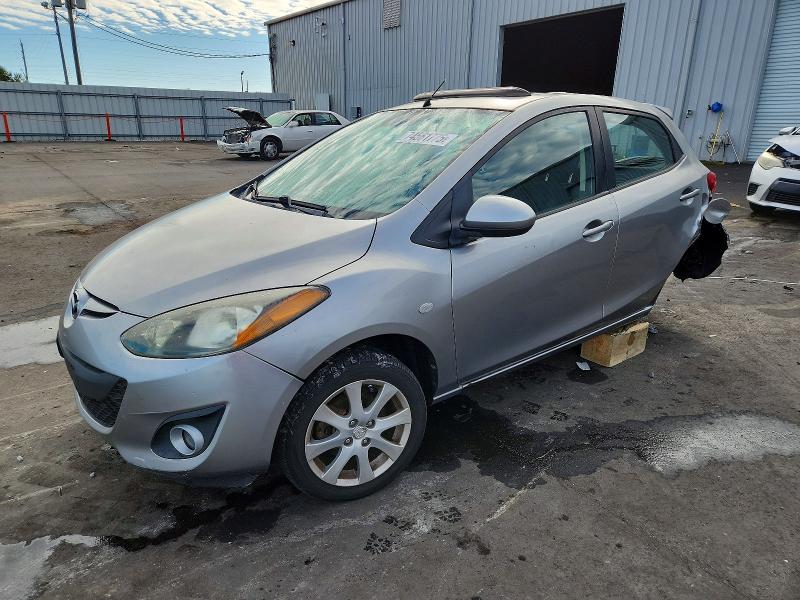MAZDA MAZDA2 2011 with VIN JM1DE1HZXB0129751 - Photo from auction