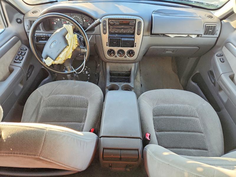 Photo 8 from auction – 2004 FORD EXPLORER X with VIN 1FMZU73W24UA24640