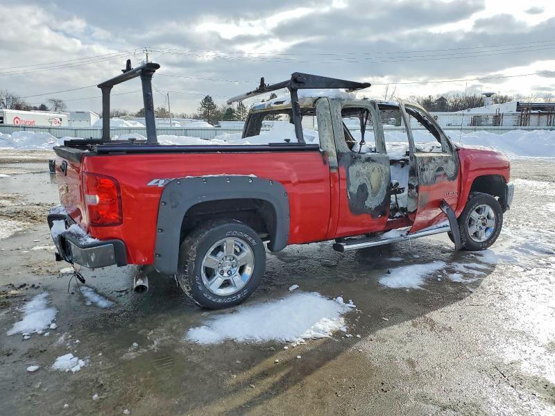 Photo 3 from auction – 2013 CHEVROLET SILVERADO with VIN 1GCRKSE71DZ308542