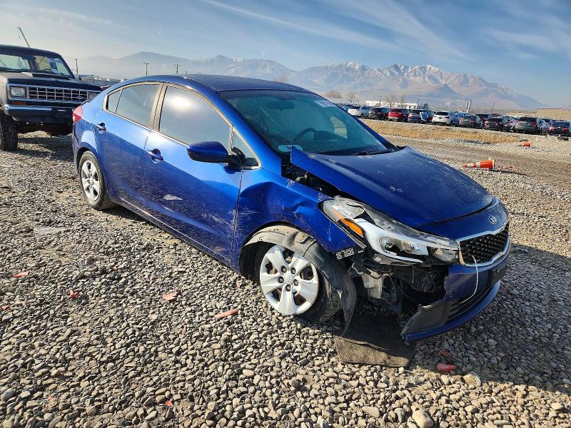 Photo 4 from auction – 2017 KIA FORTE with VIN 3KPFK4A71HE017450