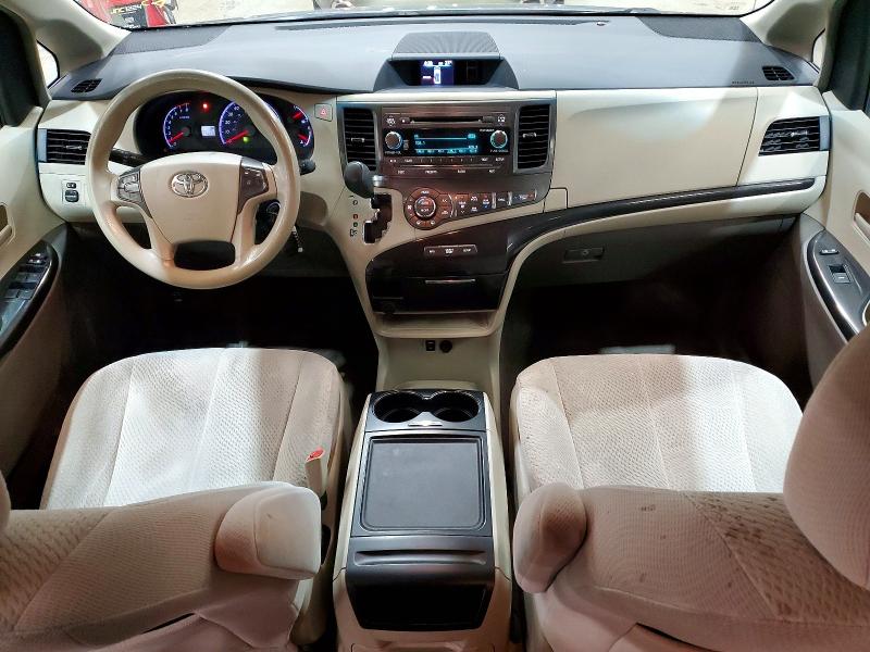 Zdjęcie 8 z aukcji – 2014 TOYOTA SIENNA z VIN 5TDKK3DC2ES413194
