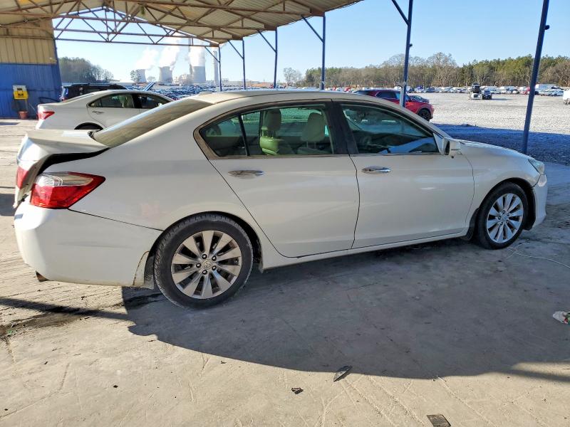 Photo 3 from auction – 2013 HONDA ACCORD EXL with VIN 1HGCR2F88DA070777