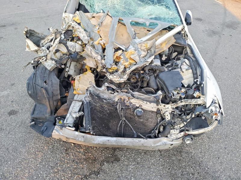 Photo 11 from auction – 2003 LEXUS IS 300 with VIN JTHBD192830071960