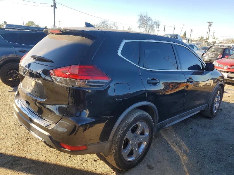 Photo 3 from auction – 2017 NISSAN ROGUE with VIN JN8AT2MT1HW403607