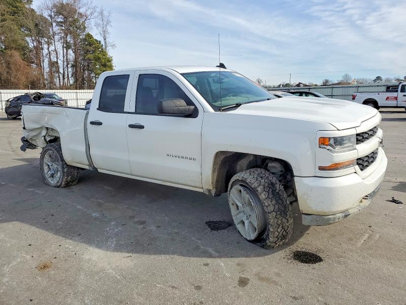 Photo 4 from auction – 2017 CHEVROLET SILVERADO with VIN 1GCRCPECXHZ350849