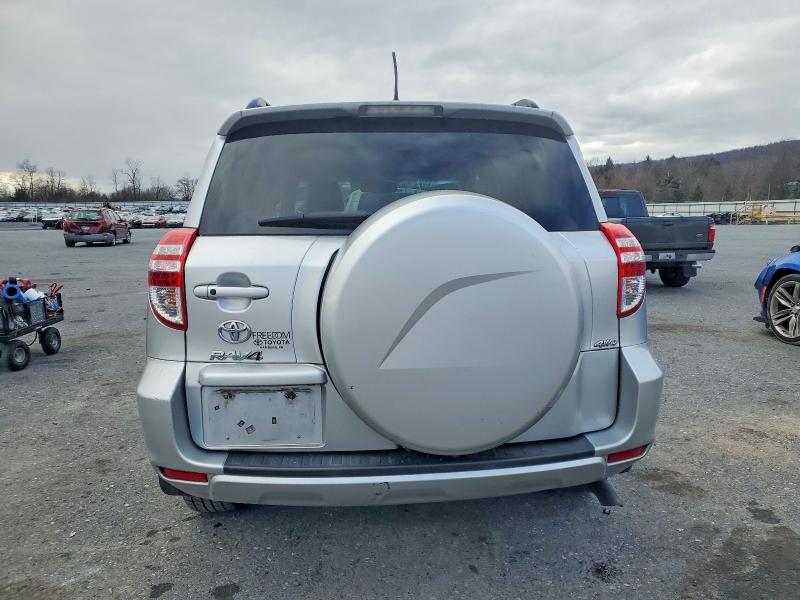 Photo 6 from auction – 2011 TOYOTA RAV4 LIMIT with VIN JTMDF4DV7B5046587