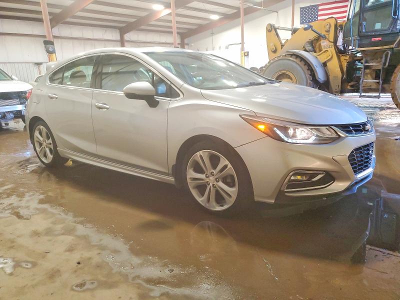 Photo 4 from auction – 2017 CHEVROLET CRUZE PREM with VIN 3G1BF6SM2HS518618