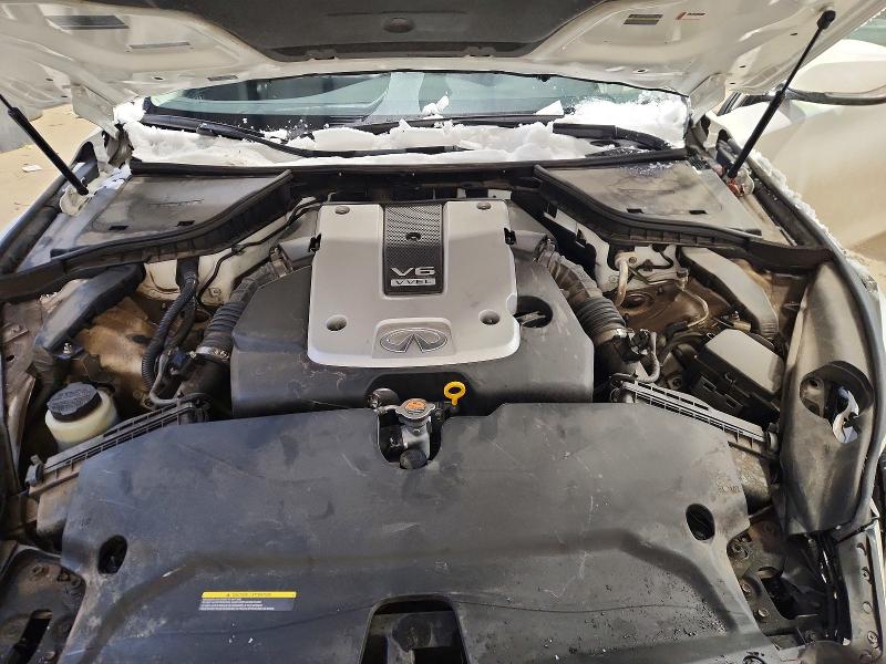 Photo 11 from auction – 2015 INFINITI Q50 BASE with VIN JN1BV7AR9FM410770